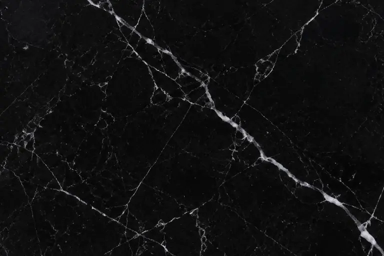 Nero Marquina, détail du dessin de la pierre